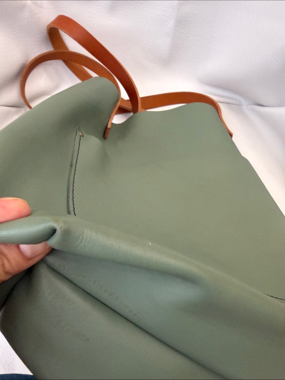 Portland Leather Medium Tote - Picture 5 of 12